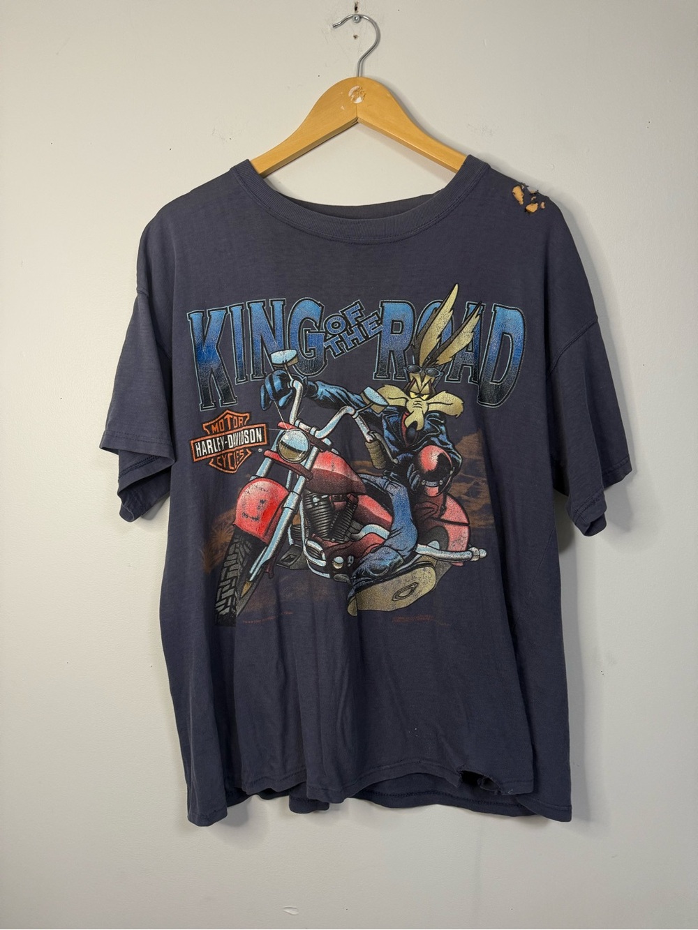 90’s Harley-Davidson Looney Tunes “King of the Road" Navy Graphic Tee Large